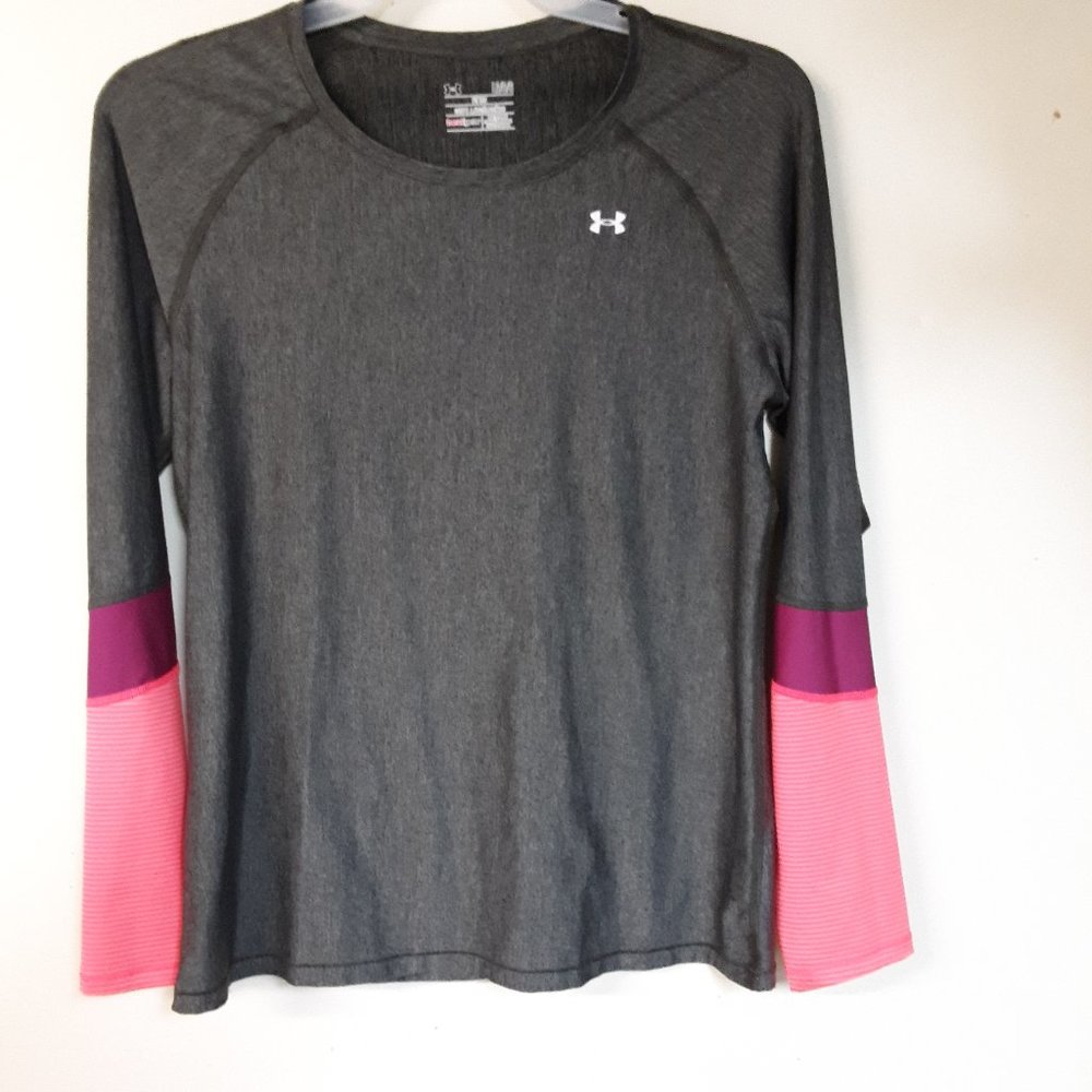 Under Armour HeatGear Athleisure size L Fitted Top